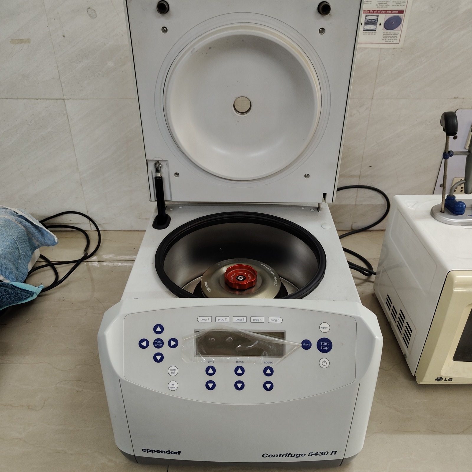 Lab Instrument 13